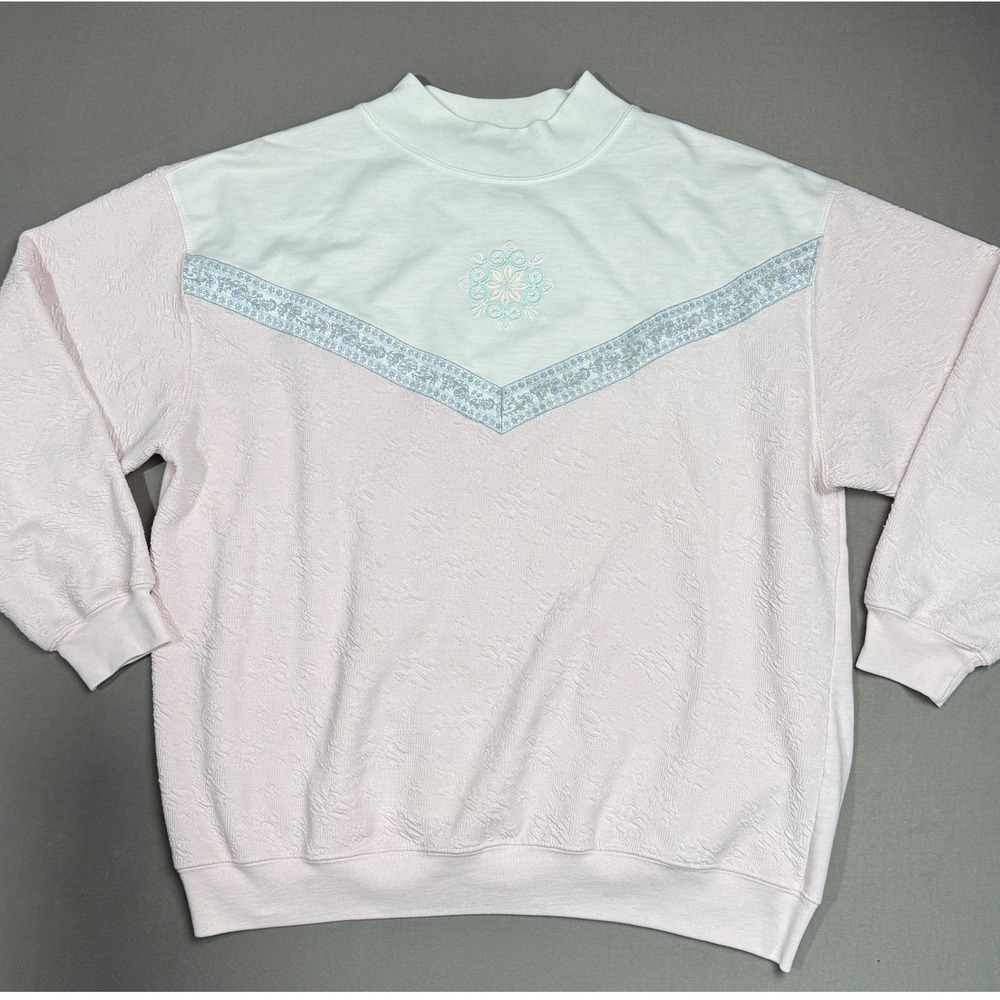 Blast Petites Vintage Textured Mock Neck Sweatshirt Pastel‎ Pink Floral Large